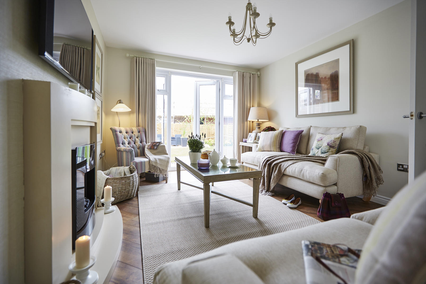 Albion Lock, Sandbach - Aldenham - Lounge