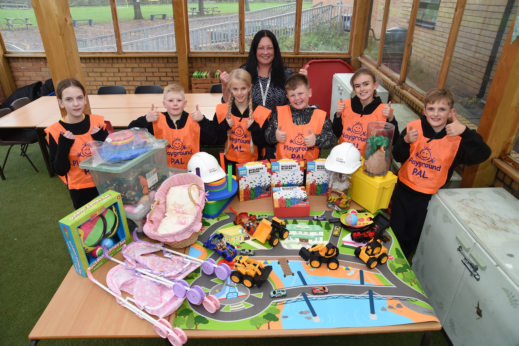 Elworth School Playground Pals initiative
