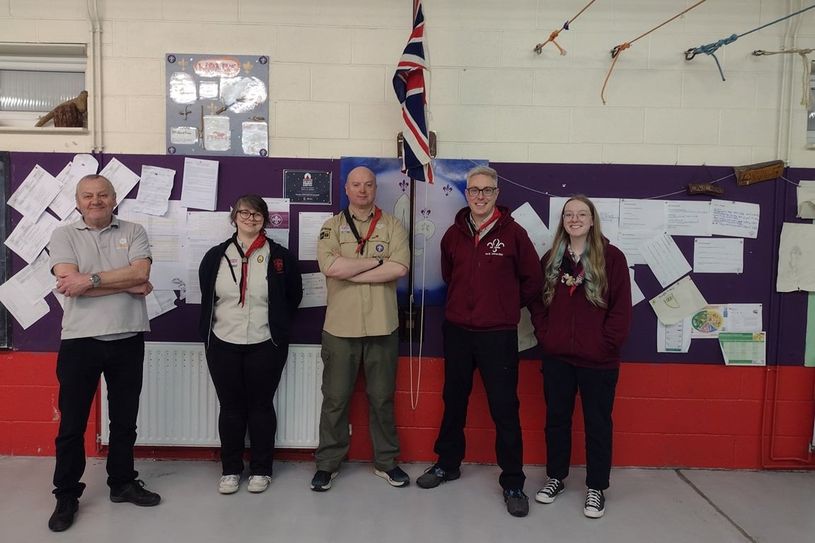 1st Golborne St Thomas Scouts leaders