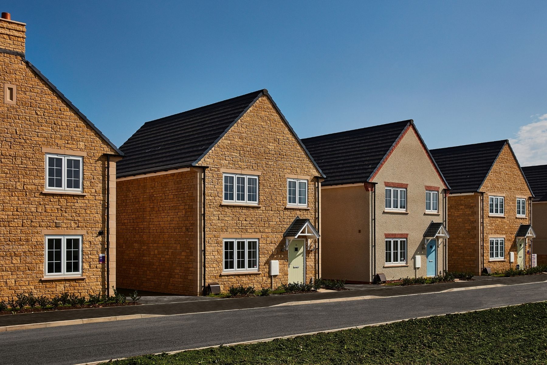 Typical Taylor Wimpey street scene