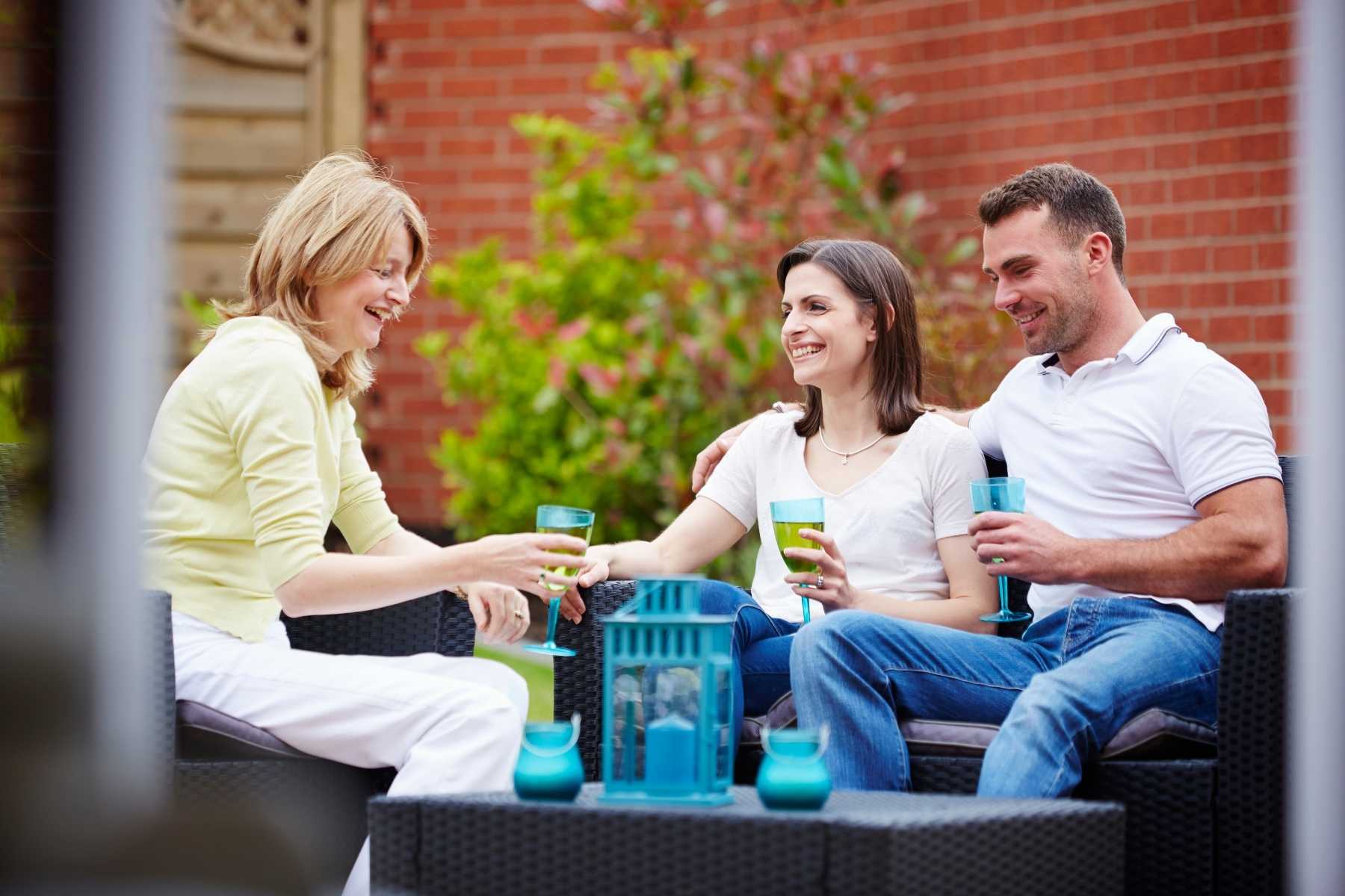 Friends in a garden 2