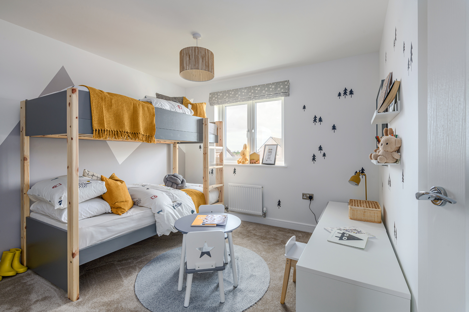 The Maxwell bedroom 4