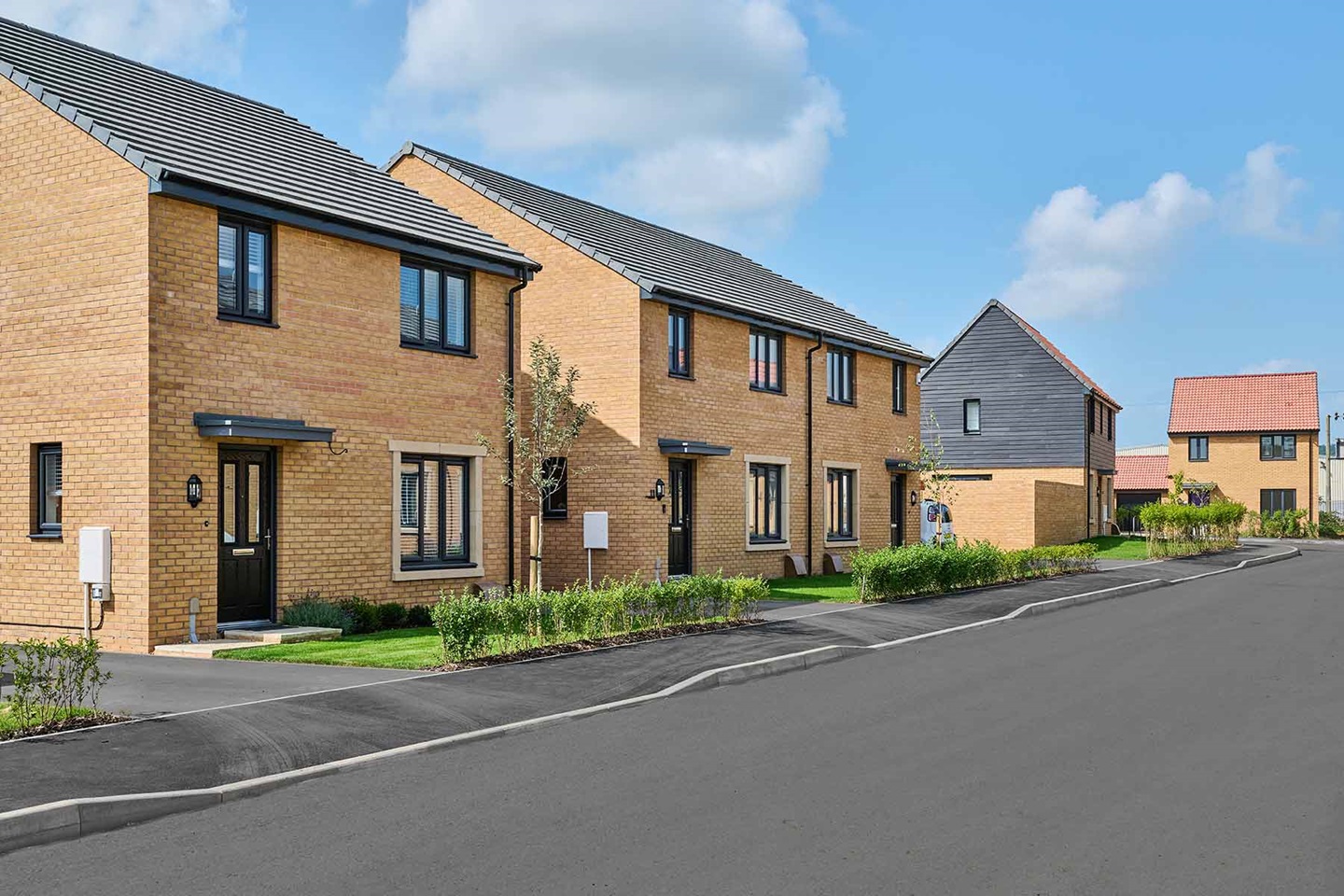 Wool Gardens street scene