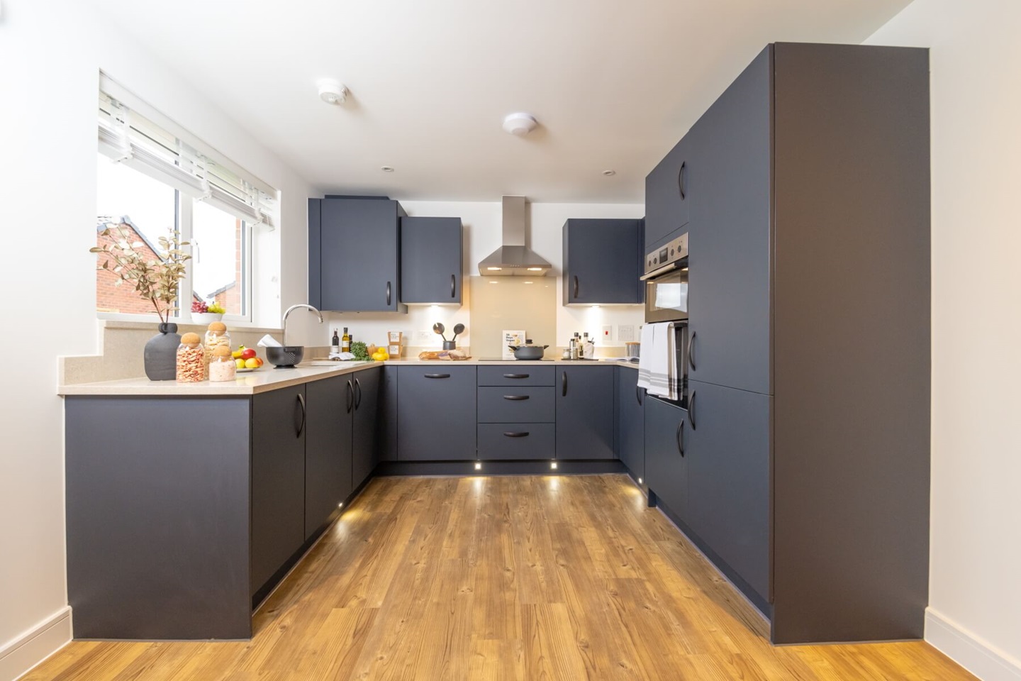 Huxford example kitchen