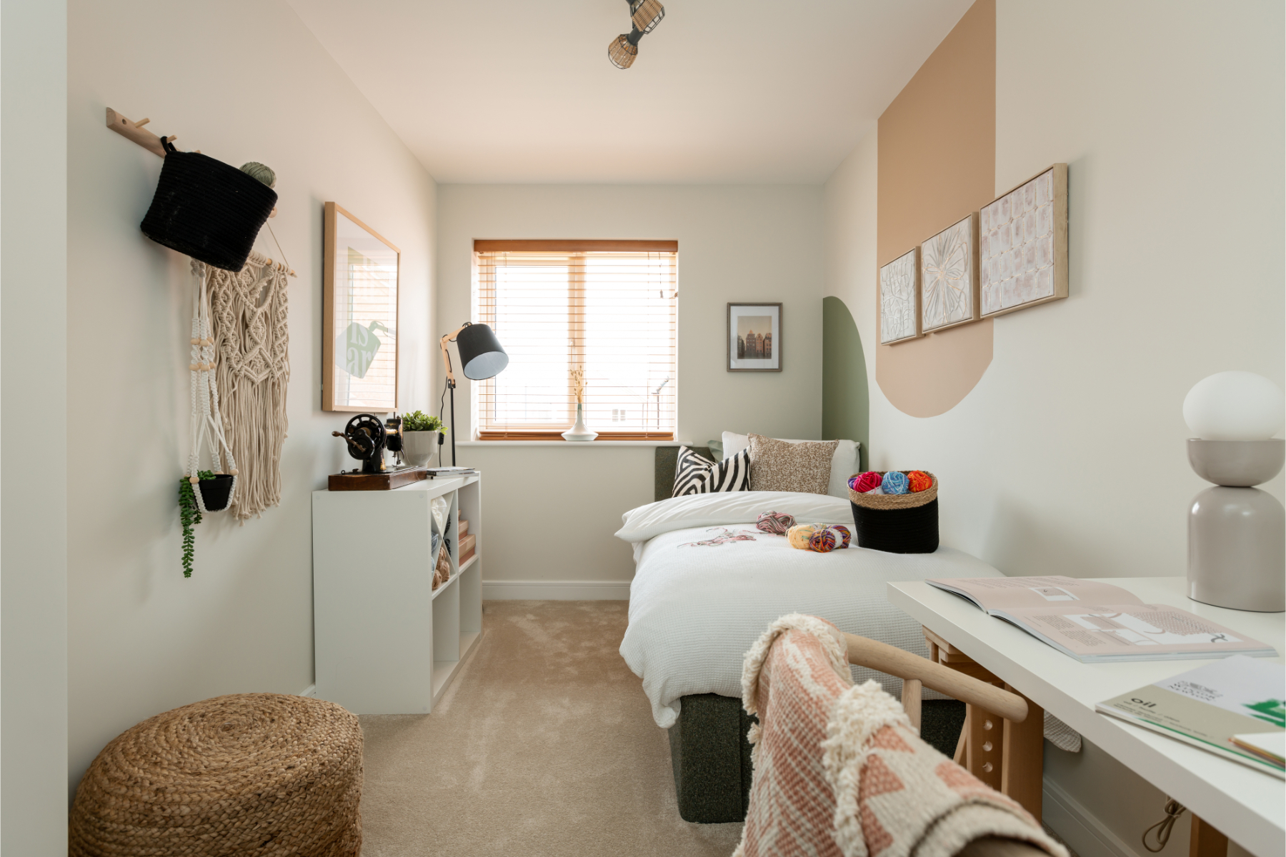 Flexible third bedroom for the little ones or an office