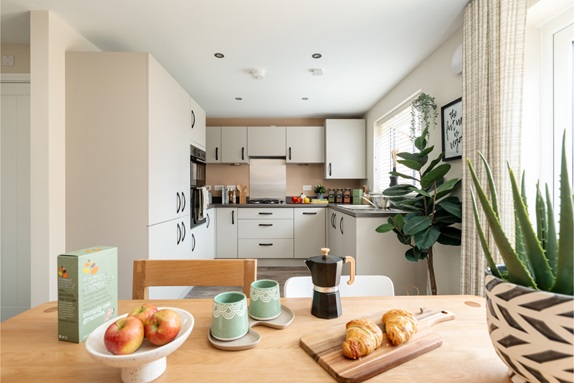 3 bedroom end terrace