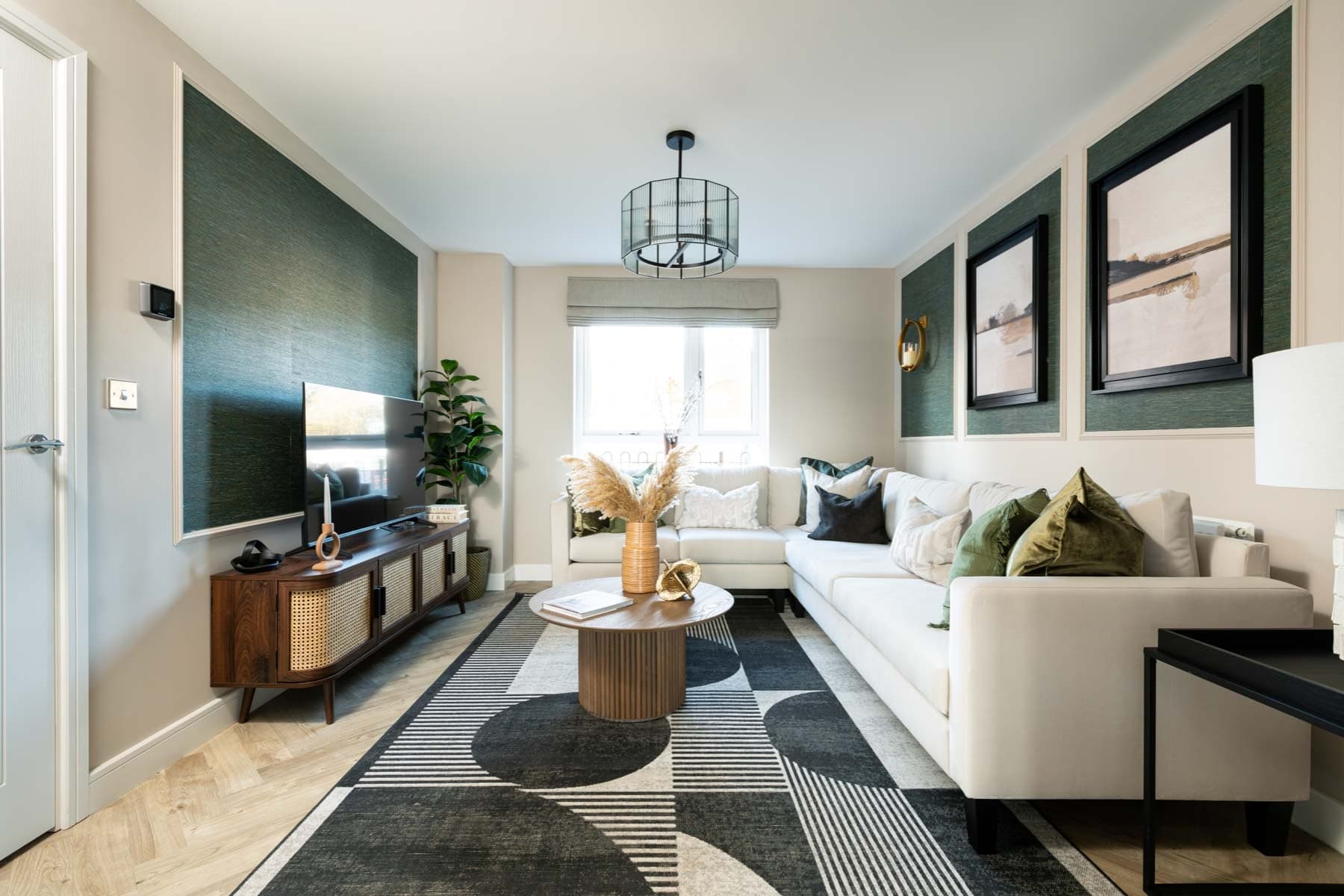 Sociable layouts to entertain family and friends