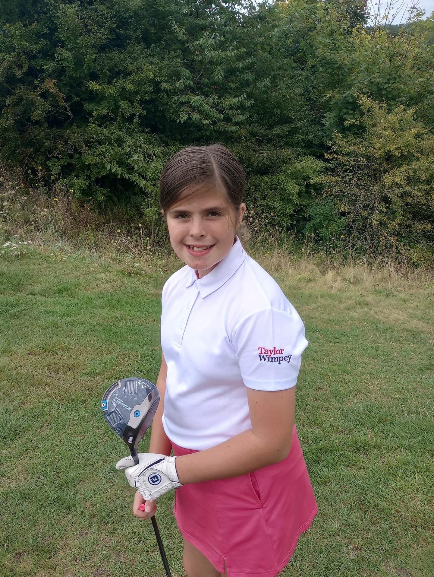Ellie Taylor_Golf Sponsorship