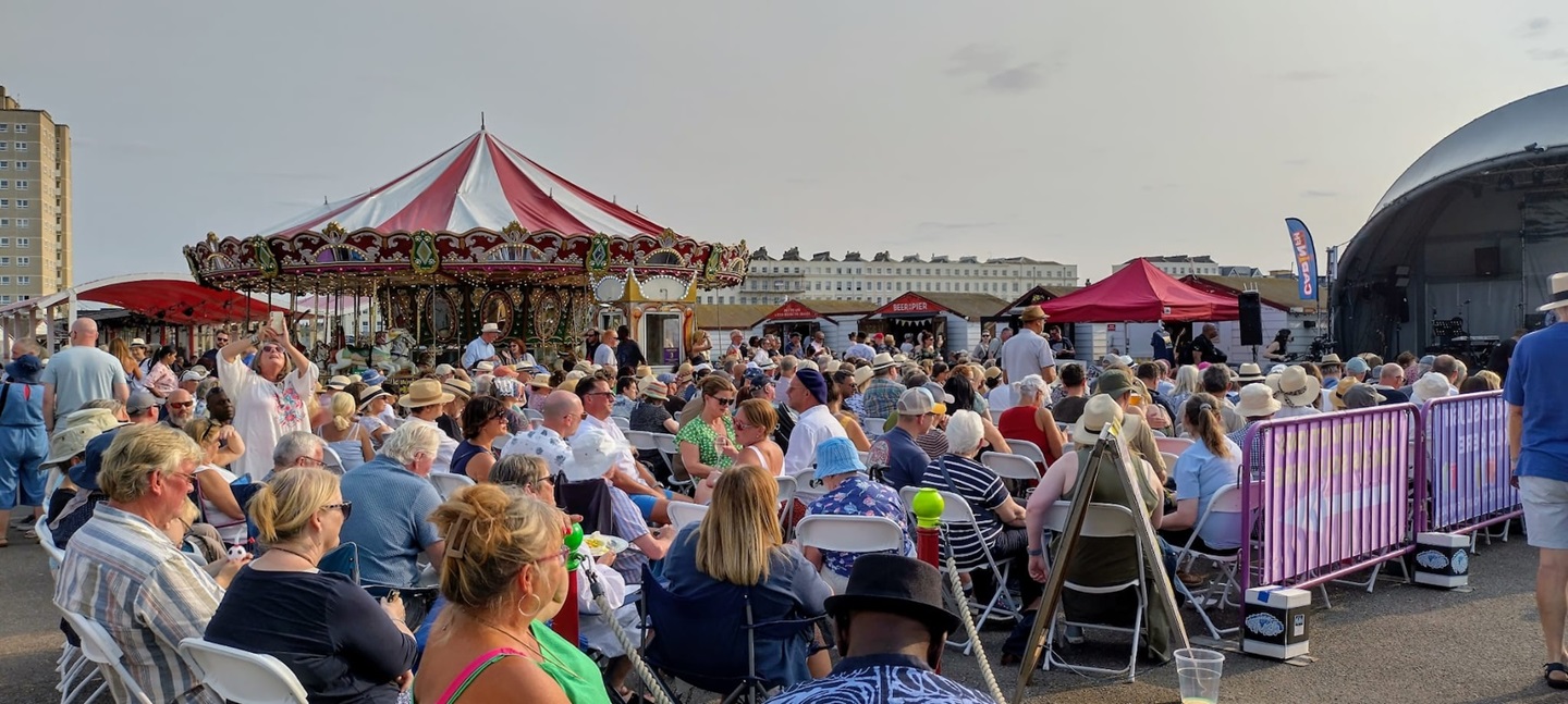 Jazz and Swing Festival on the Pier 2