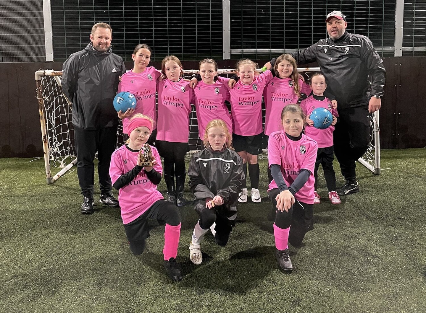 We score big with sponsorship of Sully Pinks Under 10s Girls team