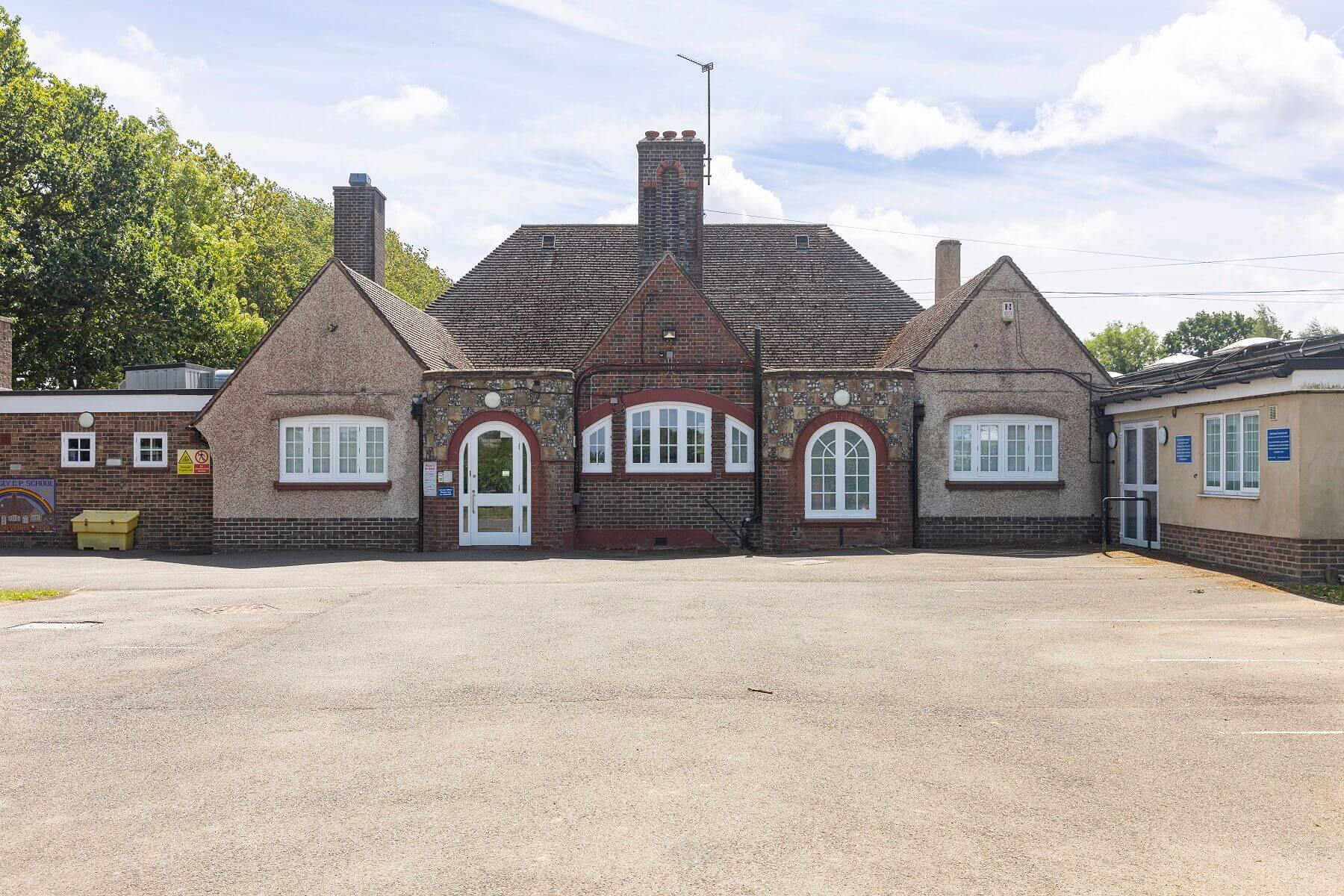 Hellingly School