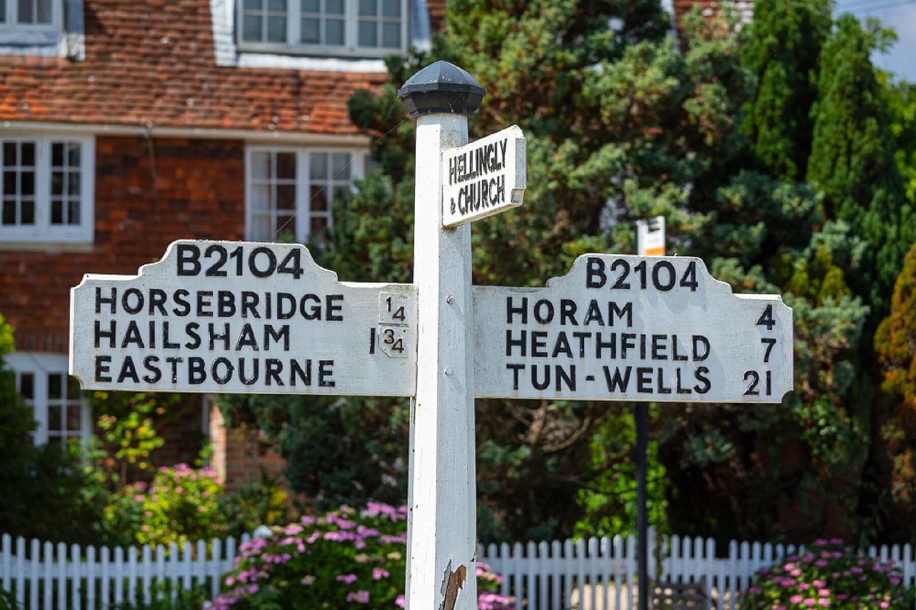 Hellingly road sign