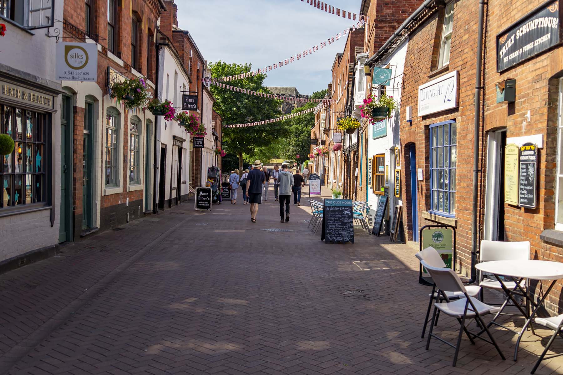 Shopping area - Lichfield-DeansladeFarm-photography-July2018-08461