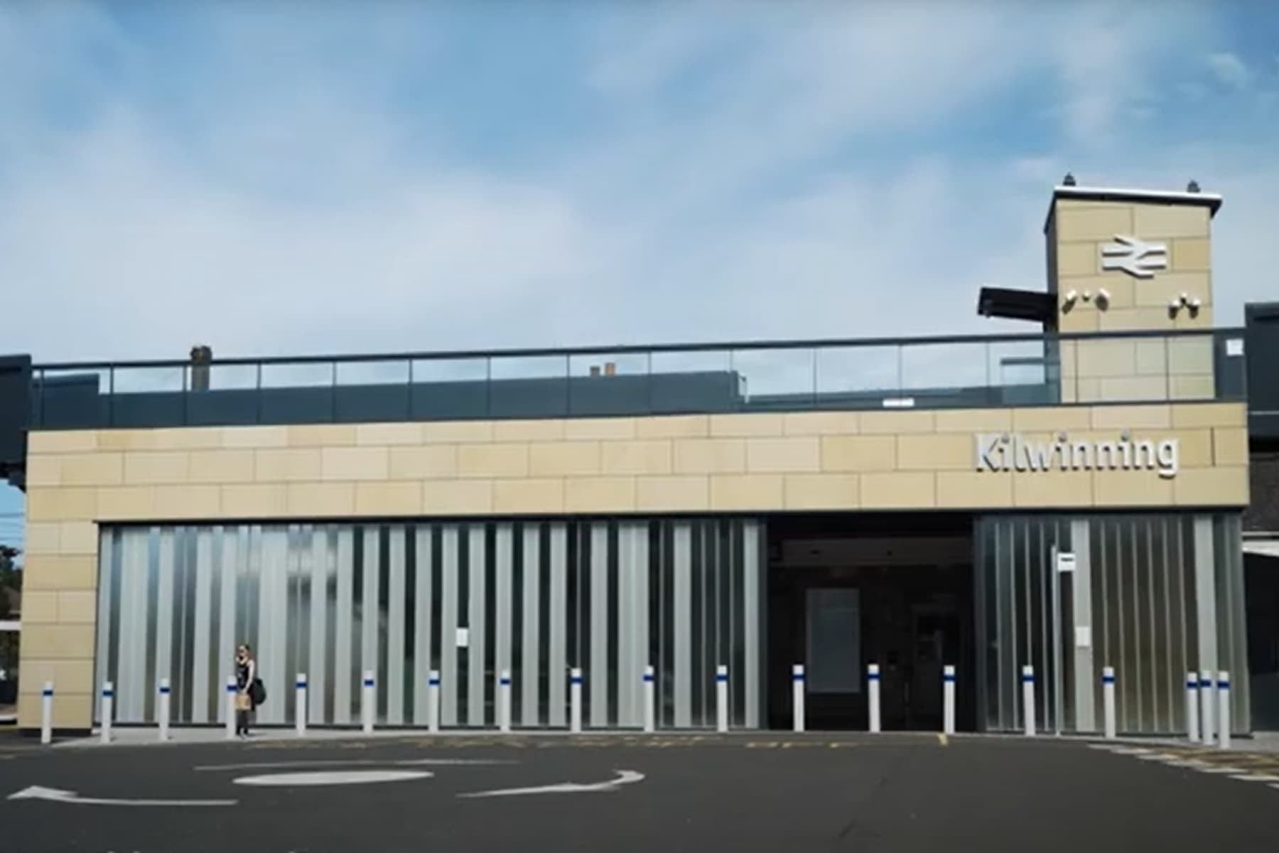 Kilwinning train station