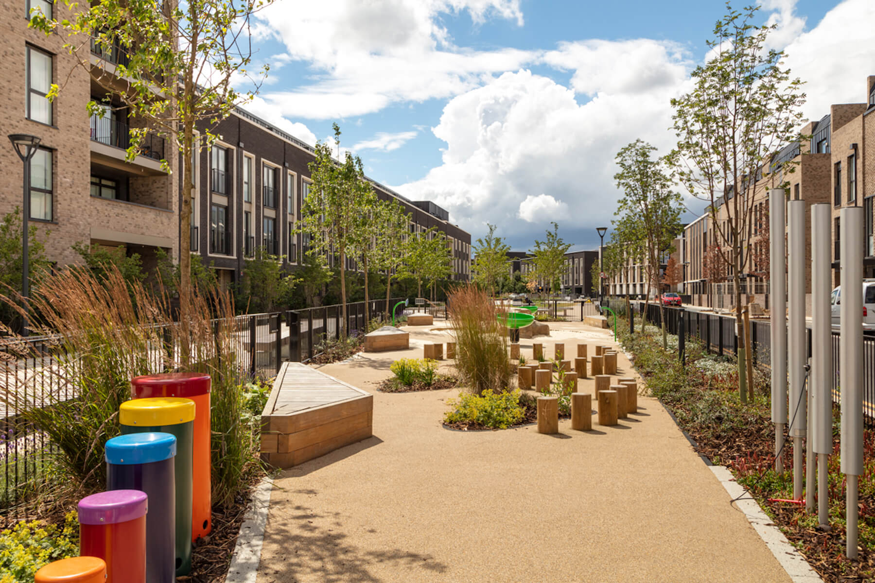 Chobham Manor recognised for outstanding architecture ‧ Taylor Wimpey